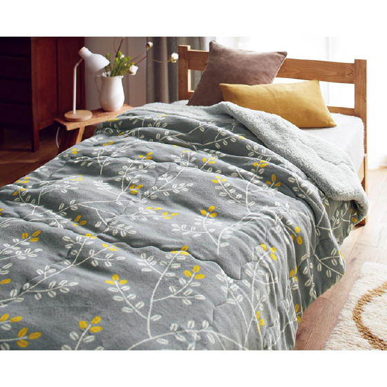 吸湿発熱わた入りもこもこシープ調毛布｜くらしと生協