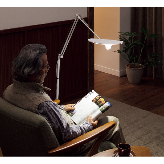 スワン電器 LEDフロアスタンド｜くらしと生協